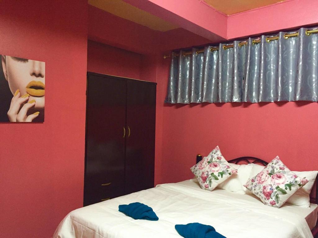 De Sky Sukhumvit Ekkamai Hotell Bangkok Exteriör bild
